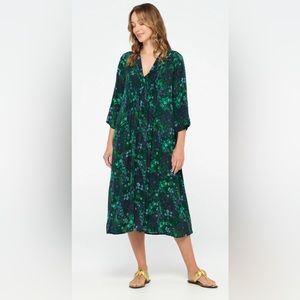NWT One Season Australia mid-length Dress (Large)